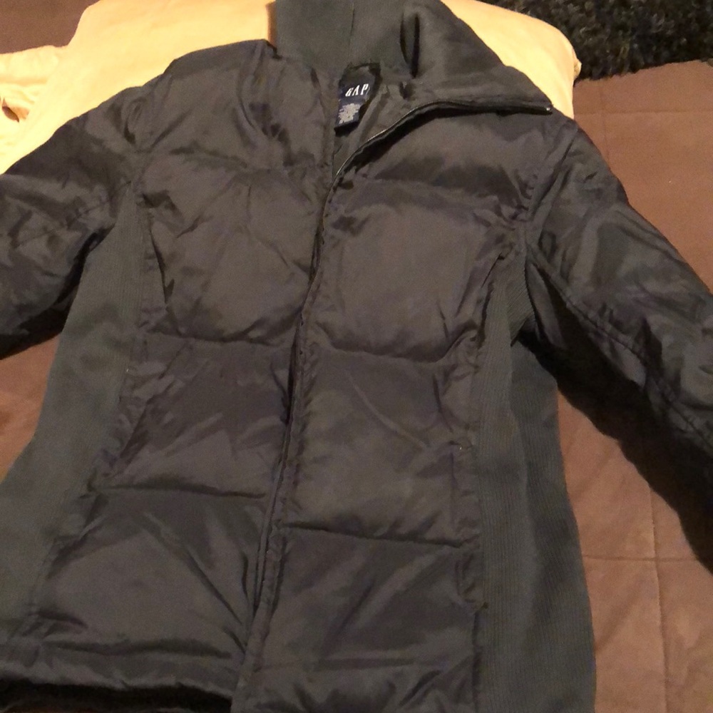 GAP navy blue warm coat , excellent condition